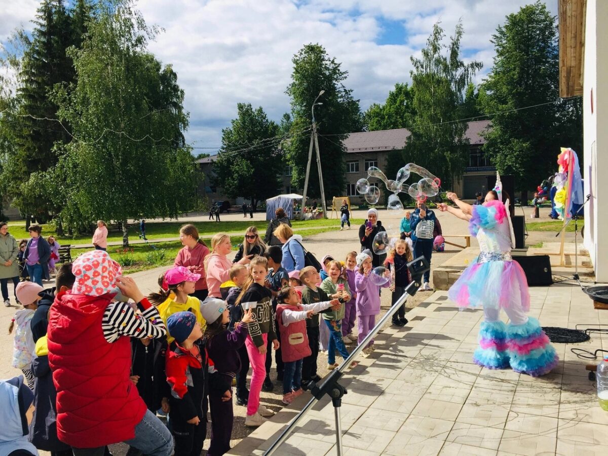 В Вышневолоцком округе широко отметили день посёлка Солнечный