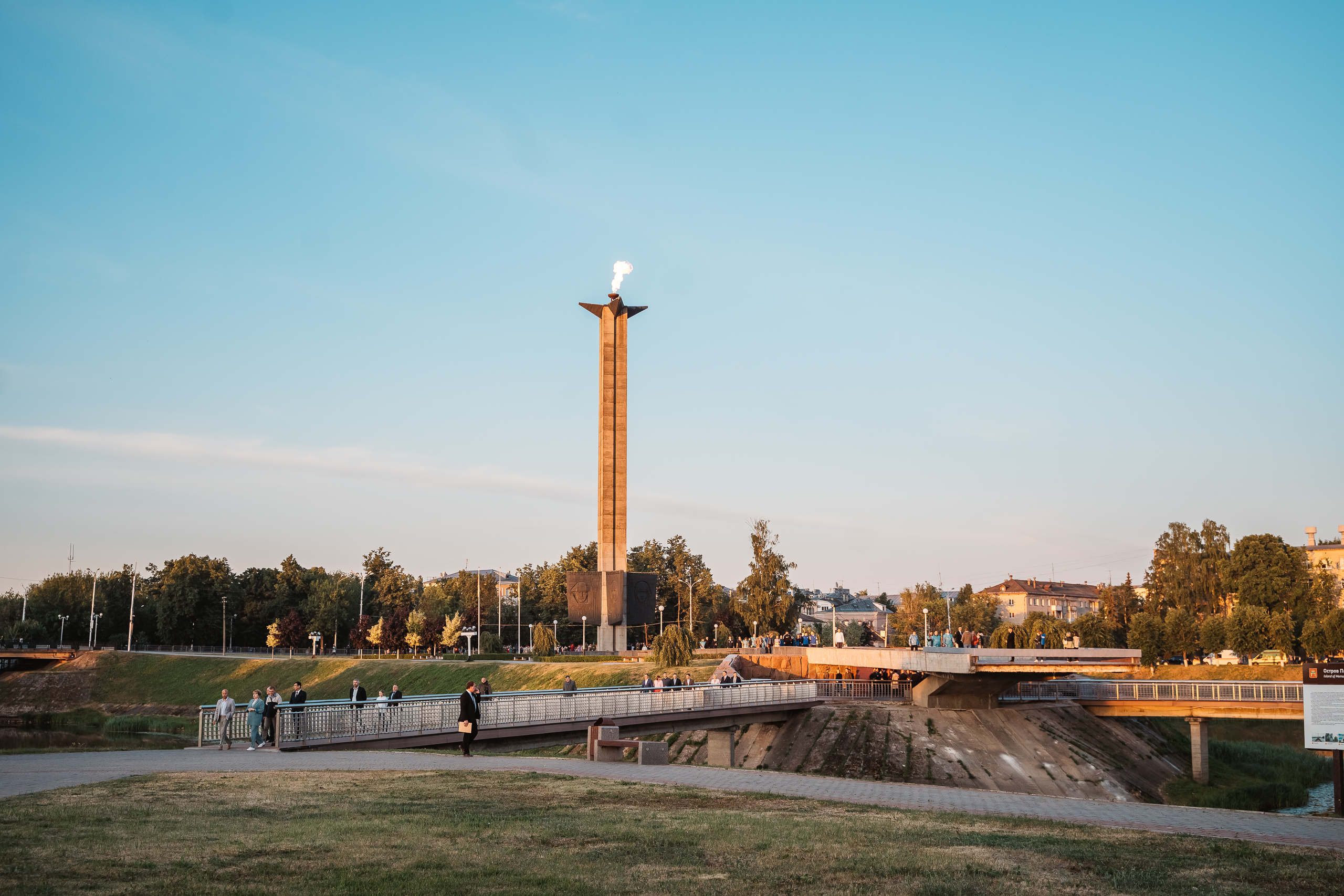 В День памяти и скорби Игорь Руденя принял участие в акции «Свеча памяти»