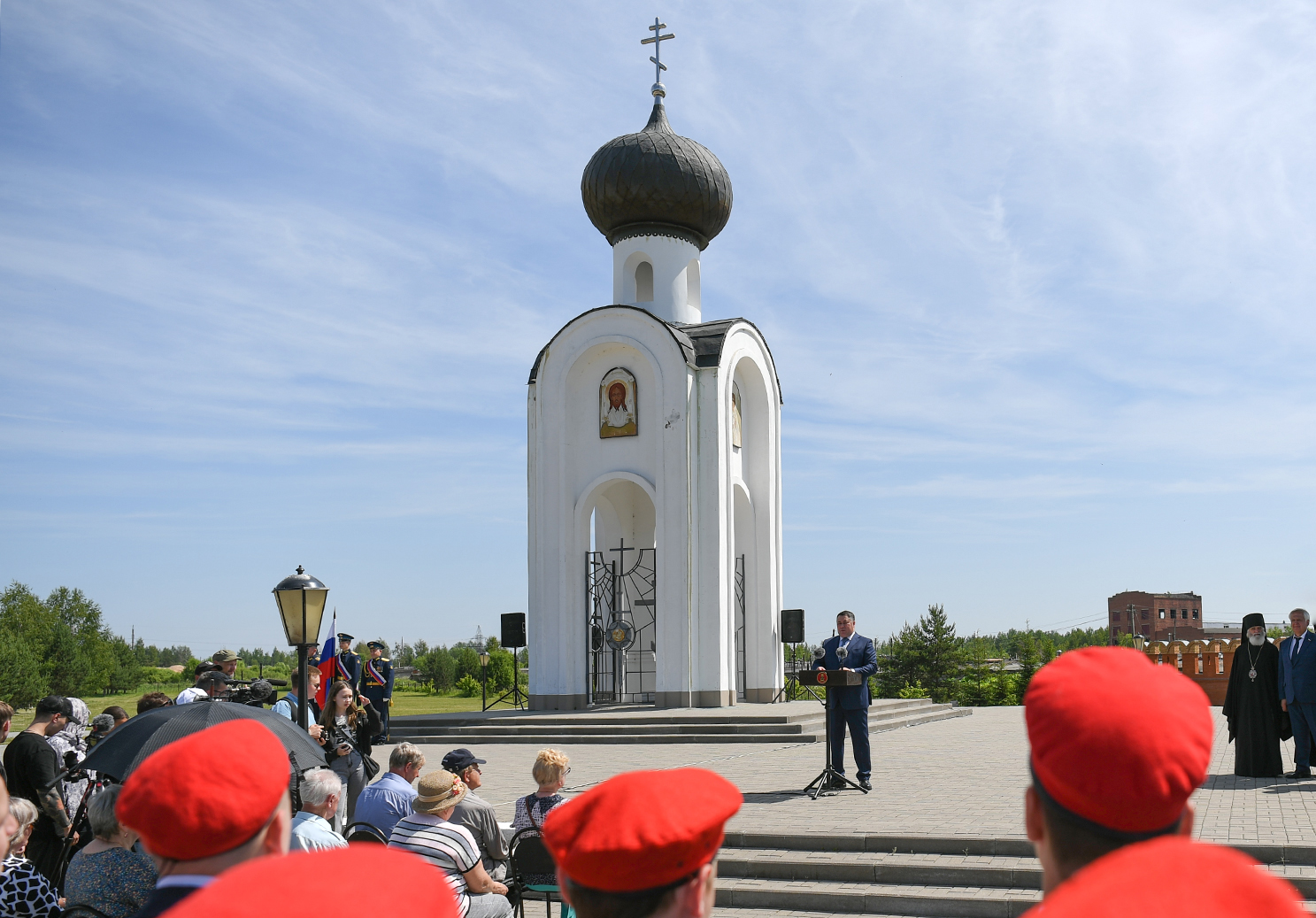 Игорь Руденя почтил память павших во время Великой Отечественной войны солдат на мемориальном комплексе «Парк мира и примирения» в Ржеве Игорь Руденя почтил память павших во время Великой Отечественной войны солдат на мемориальном комплексе «Парк мира и примирения» в Ржеве