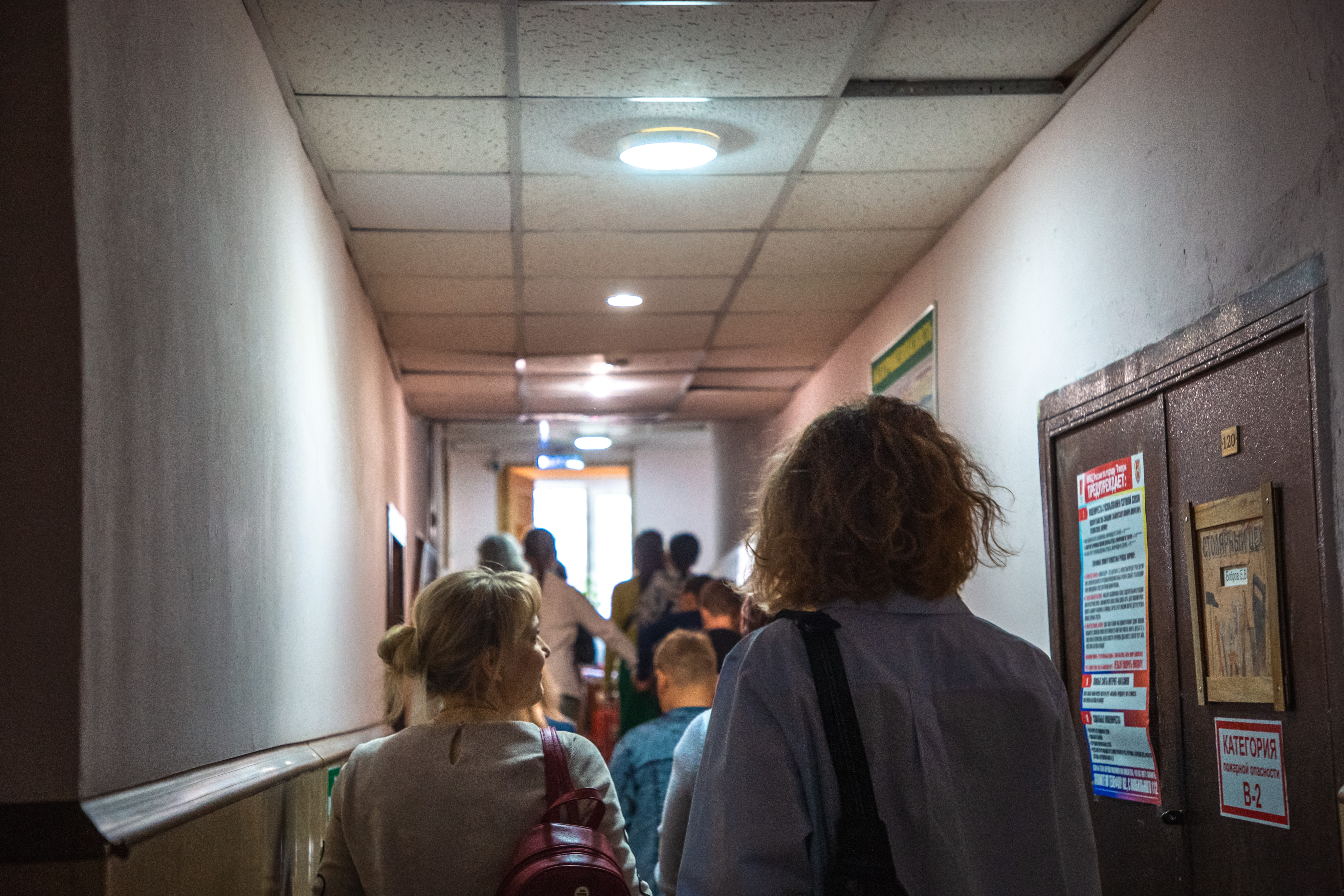 Путешествие по закулисью: Тверской театр кукол пригласил зрителей в мастерские