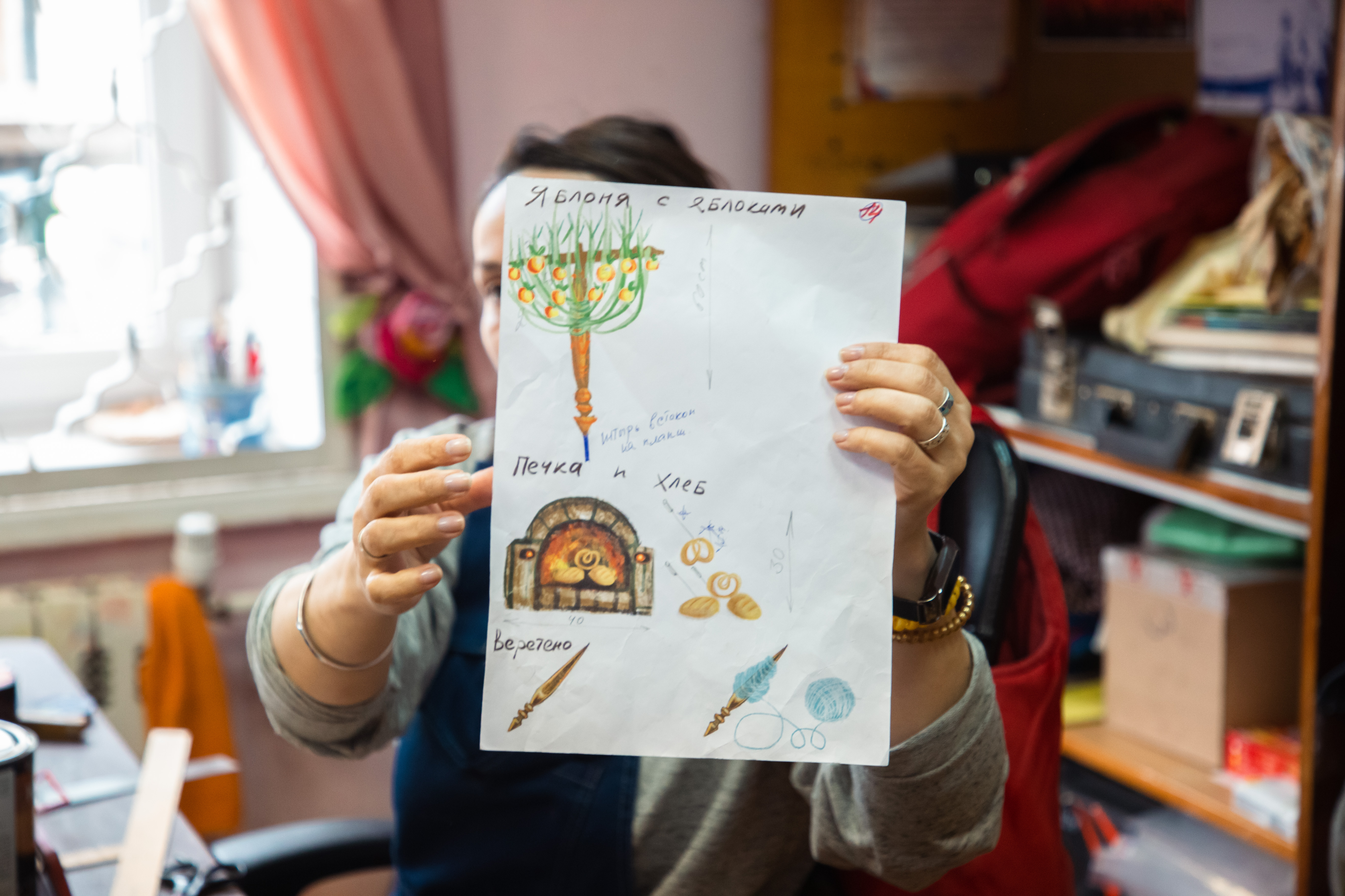 Путешествие по закулисью: Тверской театр кукол пригласил зрителей в мастерские