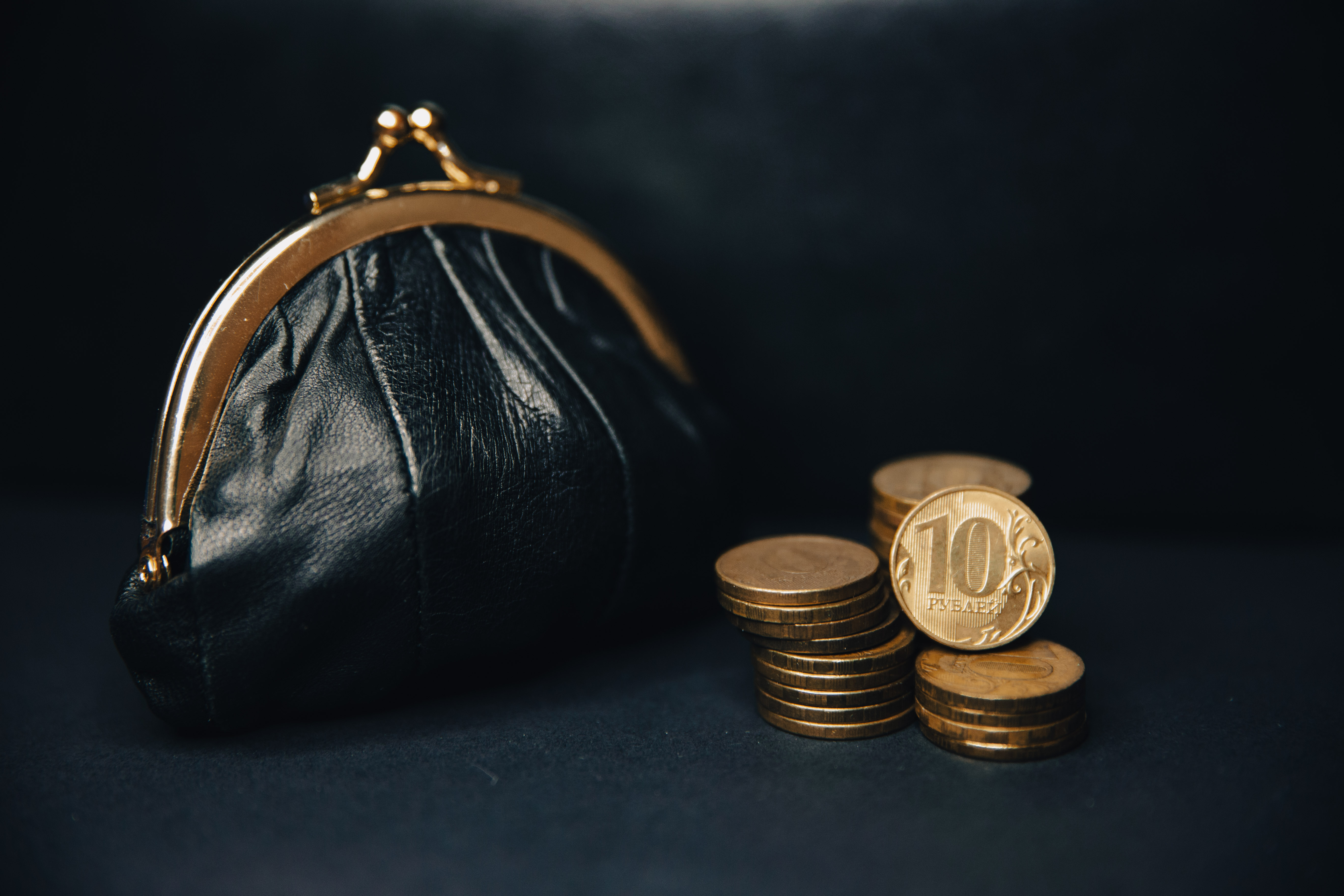 Больше 4,5 миллиона рублей присвоила себе бухгалтер в Тверской области