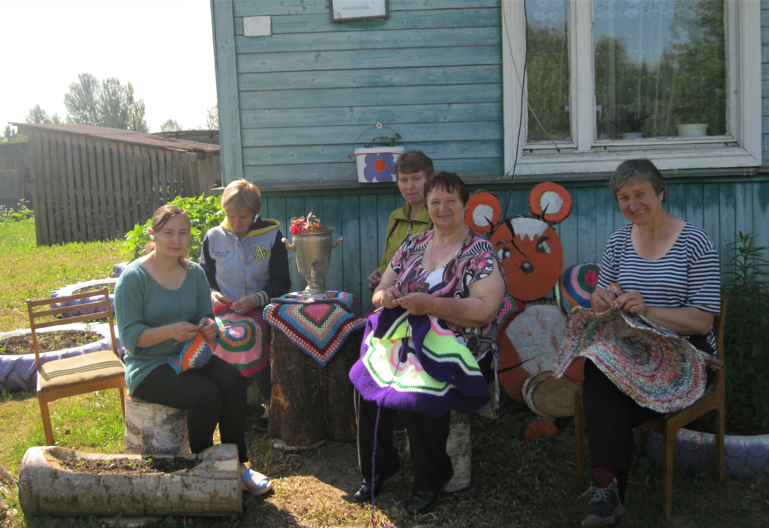 В Западнодвинском округе отметили Всемирный день вязания на публике