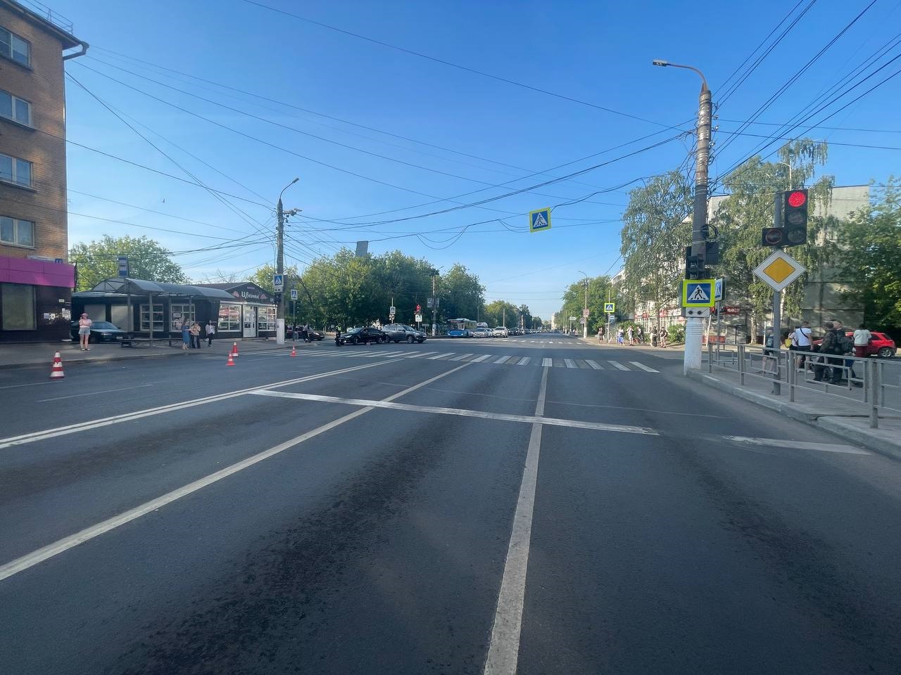 В Твери водитель решила проскочить перекресток и сбила ребенка