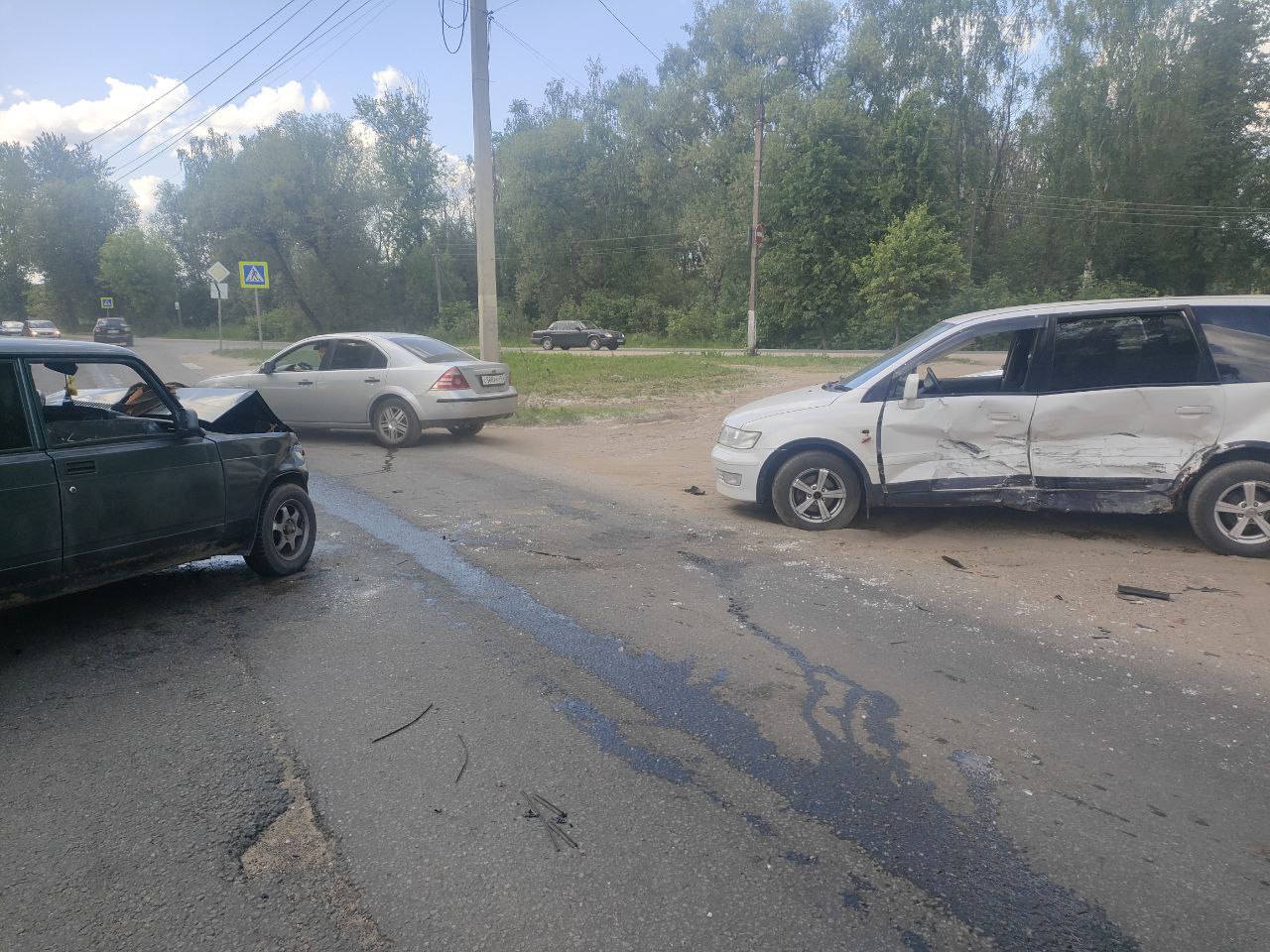 В Твери в аварии пострадала молодая девушка