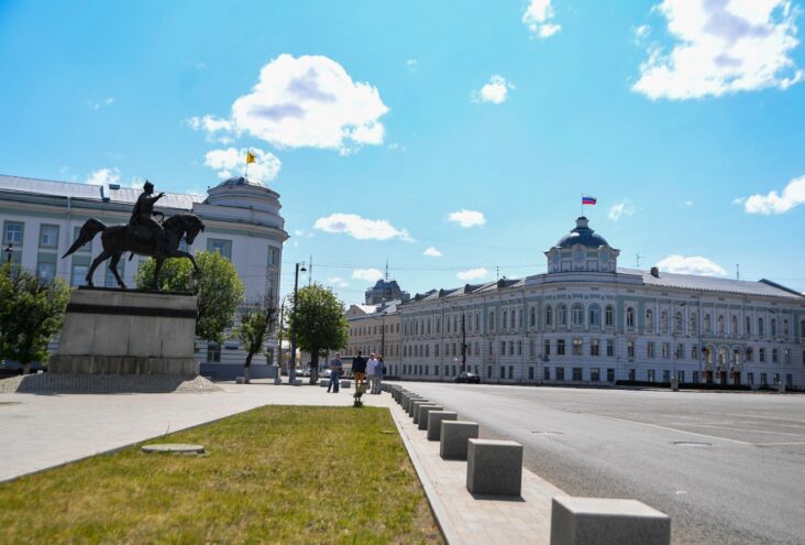 Игорь Руденя в Законодательном Собрании Тверской области представляет отчет о результатах деятельности регионального Правительства за 2022 год