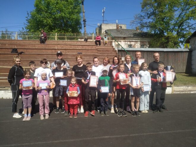 Фестиваль ГТО среди семейных конанд прошёл в Торопце Фестиваль ГТО среди семейных конанд прошёл в Торопце