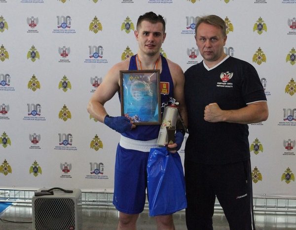 Боксёр из Конаковского района стал победителем Кубка МЧС России