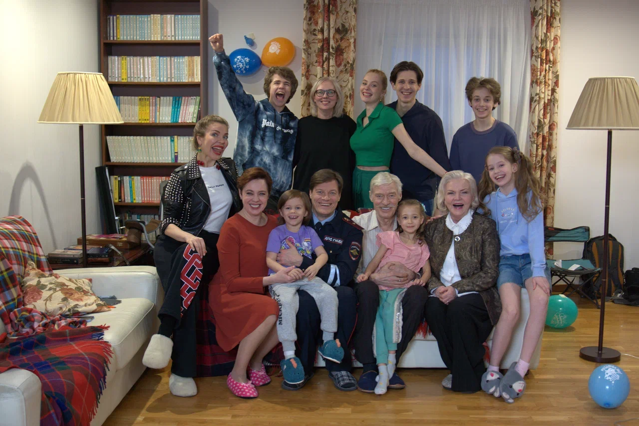 1 июля выйдет новый сезон семейного сериала «Дом Светофоровых», который снимали в Твери 1 июля выйдет новый сезон семейного сериала «Дом Светофоровых», который снимали в Твери