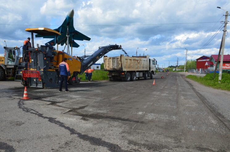 В Бологое ремонтируют несколько участков дорог