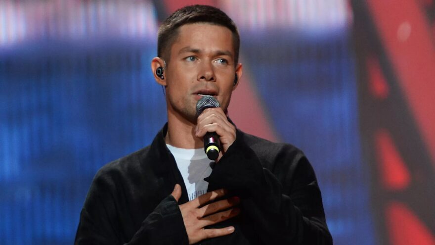 Звездные разборки: новая песня от "Иванушек International", клип от Тимати и госпитализация Стаса Пьехи