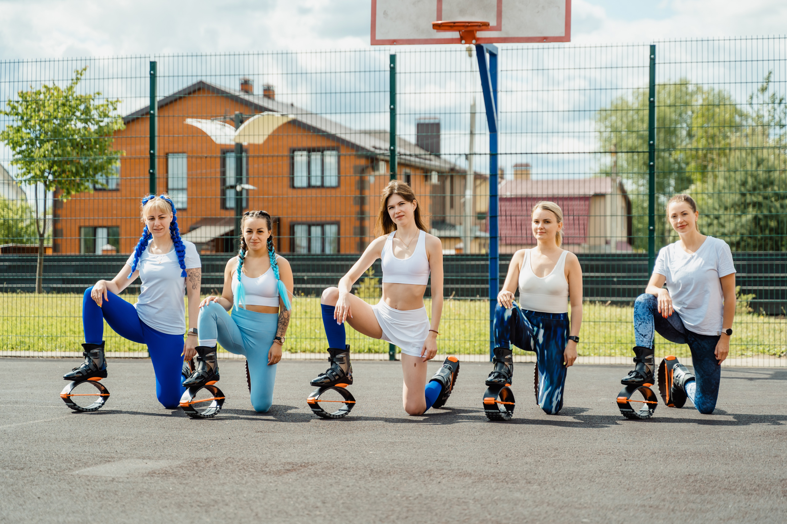 Жителей Твери приглашают на тренировки на мини-батутах Жителей Твери приглашают на тренировки на мини-батутах