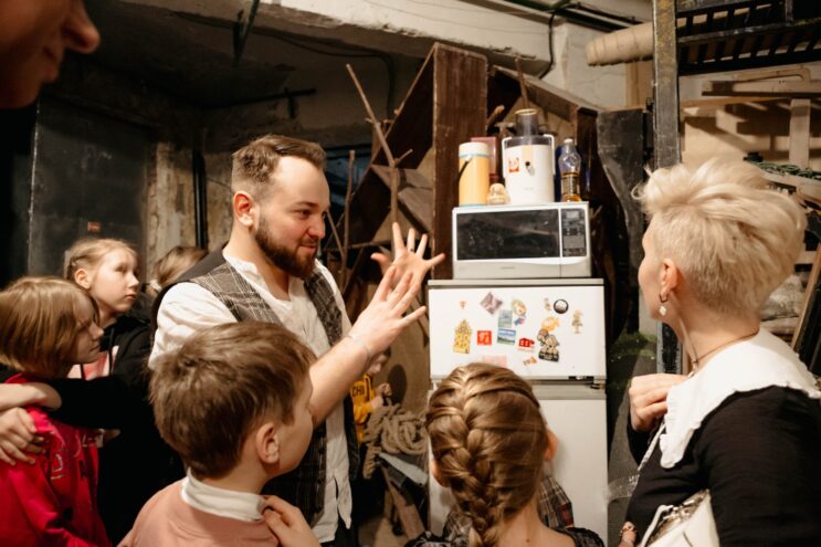 Тверской ТЮЗ приглашает на обновлённую экскурсию по театральному закулисью