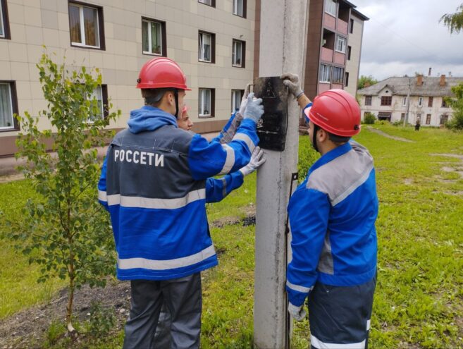 Студенческие отряды постигают профессию на объектах электросетевого комплекса Тверьэнерго