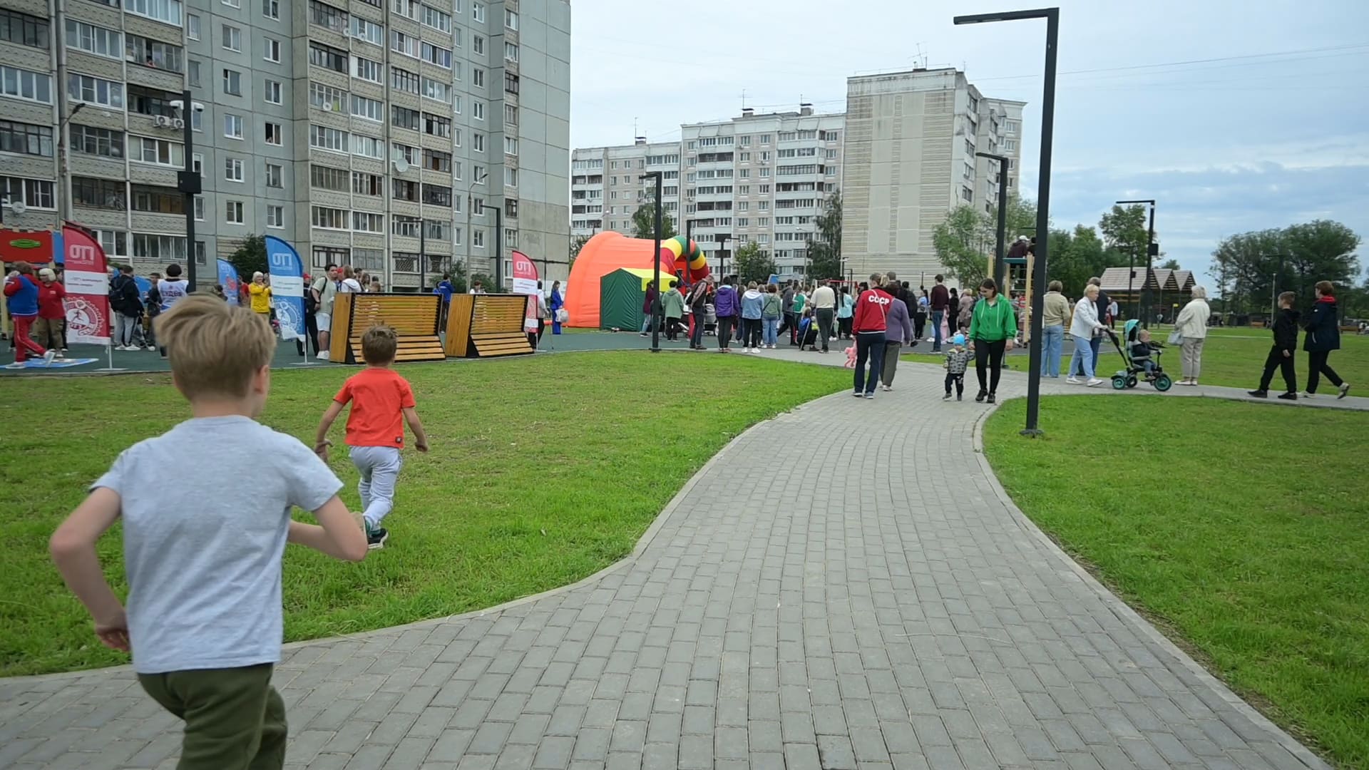 В Твери прошли праздники в новых благоустроенных дворах
