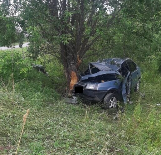 В аварии в Спировском районе пострадали два человека, один человек погиб