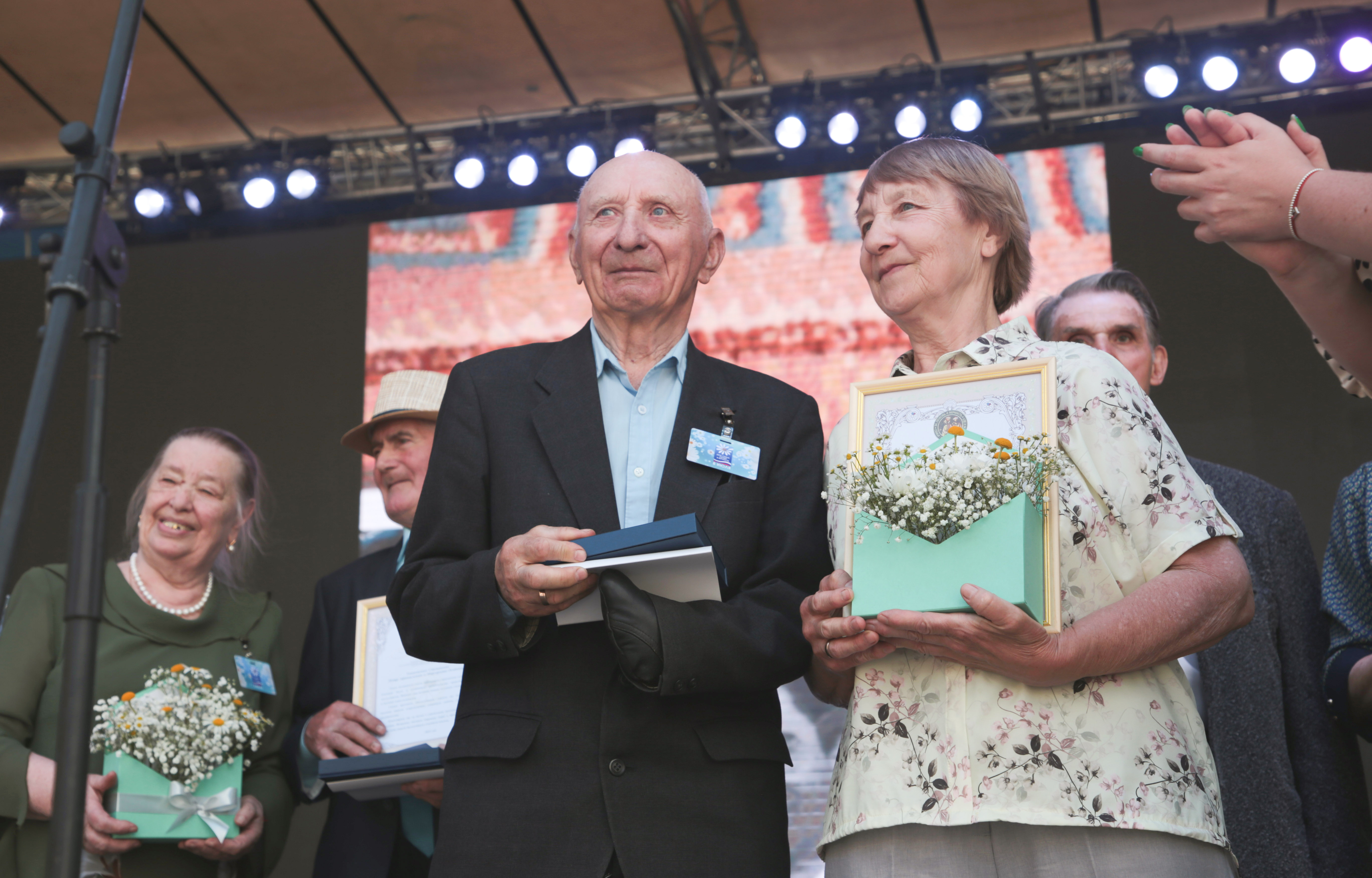 В День семьи, любви и верности 51 супружеской паре Тверской области вручены медали «За любовь и верность»