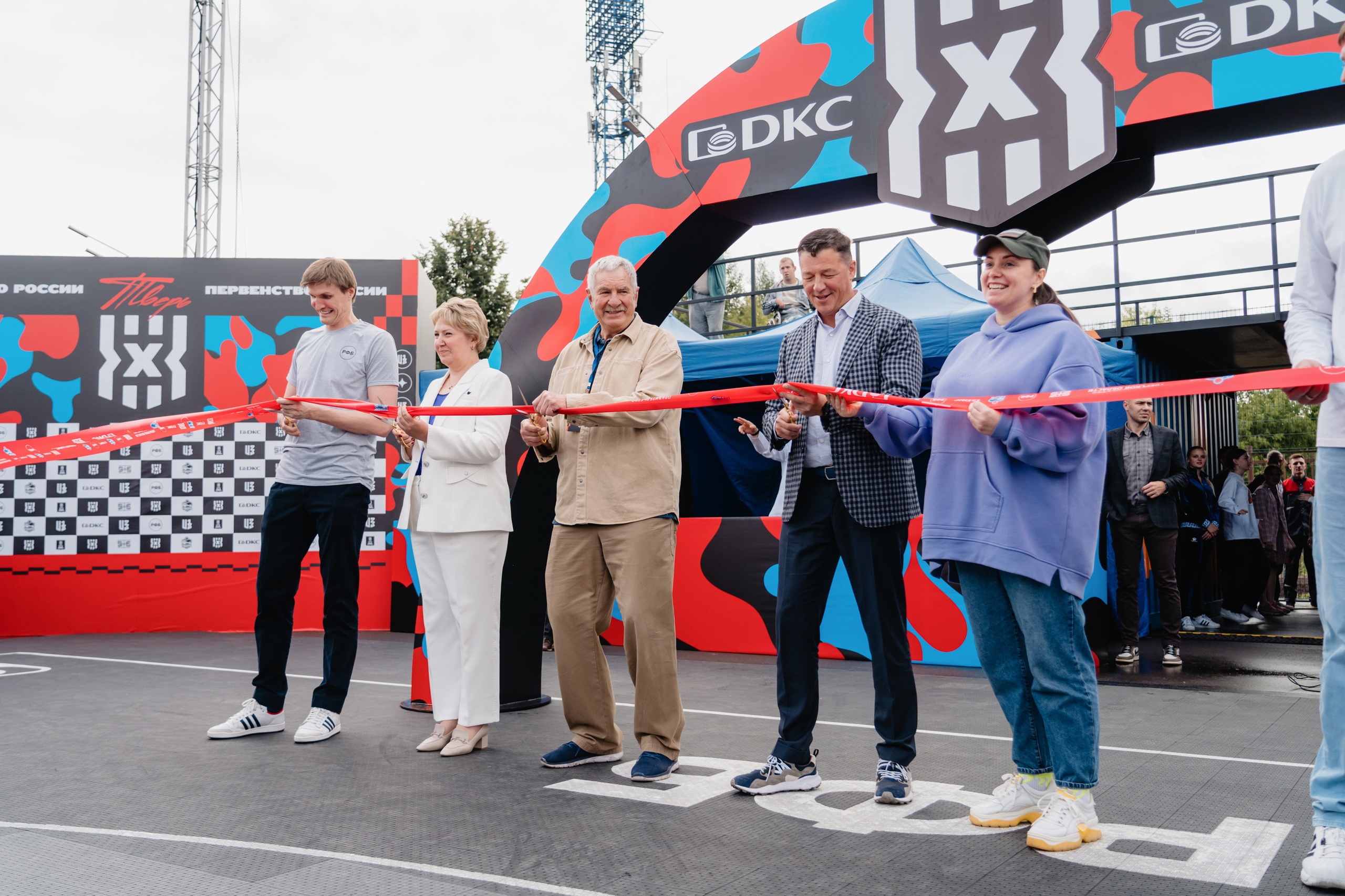 Движение вверх: В Твери открылся самый большой в стране Центр уличного баскетбола