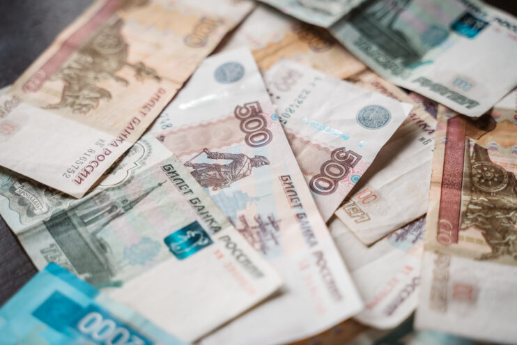 В 2023 году почти 60% кредитов россияне взяли на китайские бренды