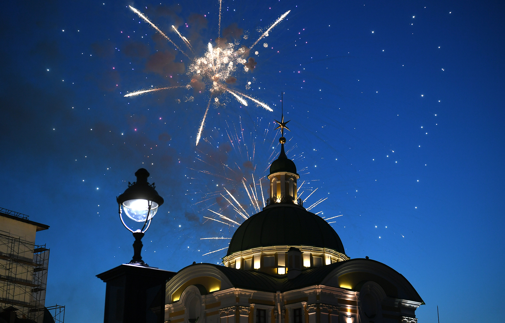 В Твери запустили световое и музыкальное сопровождение нового фонтана