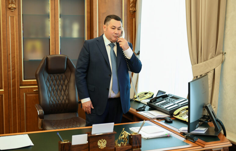 Игорь Руденя поздравил с днем рождения участника Великой Отечественной войны Бориса Ивановича Воробьева Игорь Руденя поздравил со 101-летием ветерана Великой Отечественной войны Нину Ивановну Дорогову