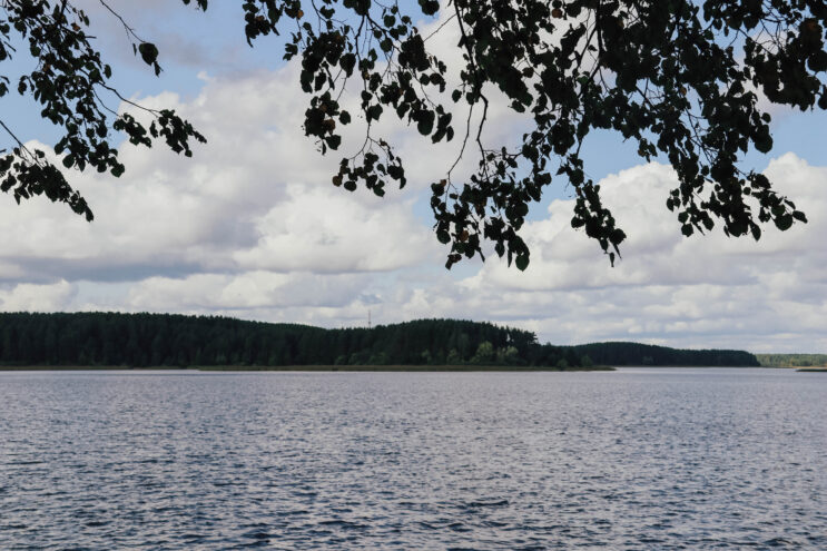 Осташков попал в ТОП направлений для отдыха на озерах в августе