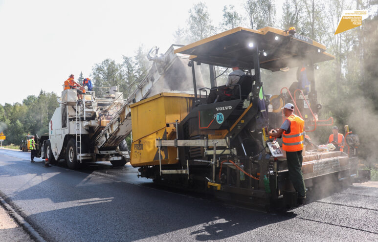 В 2023 году завершат ремонт дороги Торжок – Осташков В 2023 году завершат ремонт дороги Торжок – Осташков