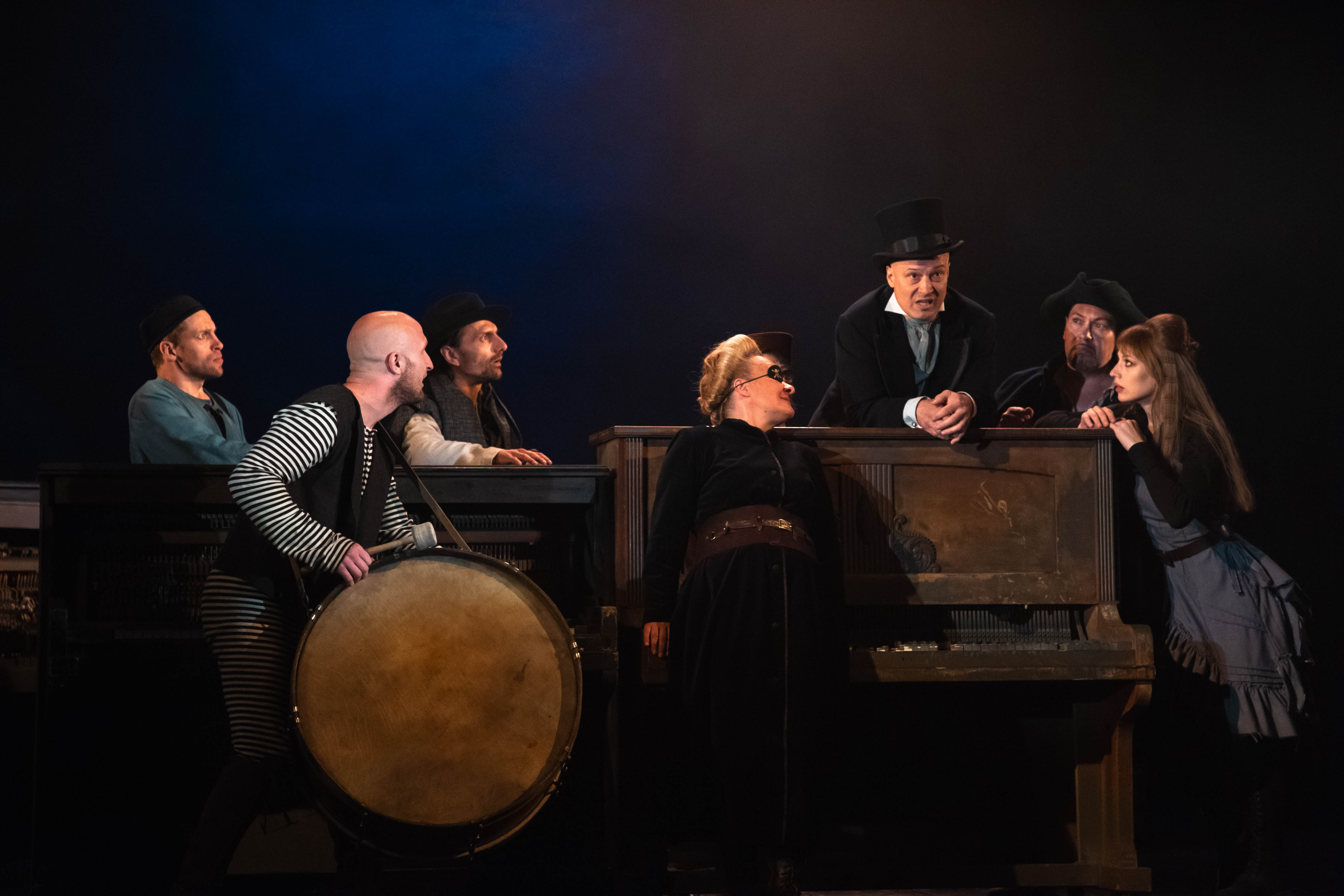 История одного предательства: ТЮЗ представил свою версию "Острова сокровищ"