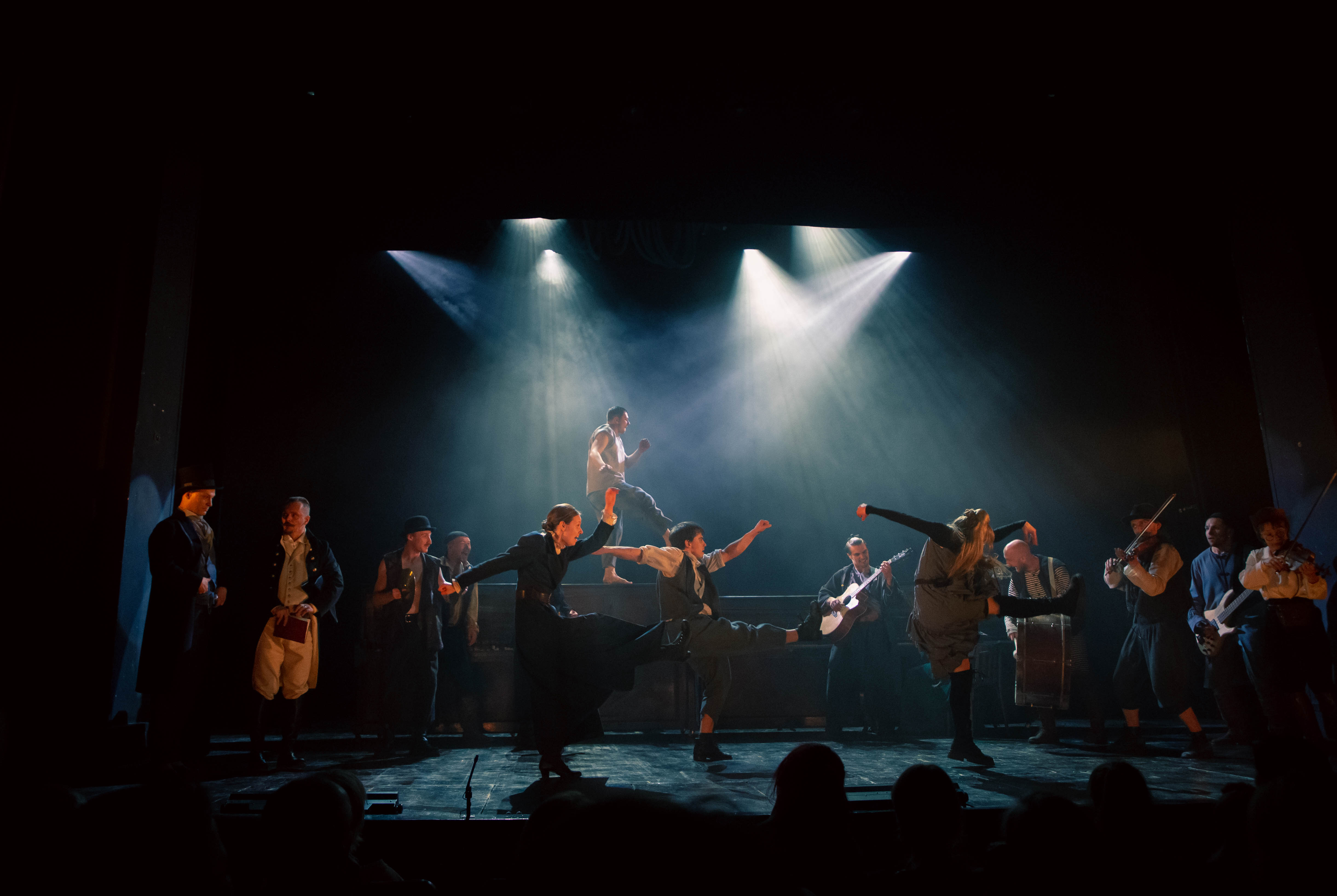 История одного предательства: ТЮЗ представил свою версию "Острова сокровищ"