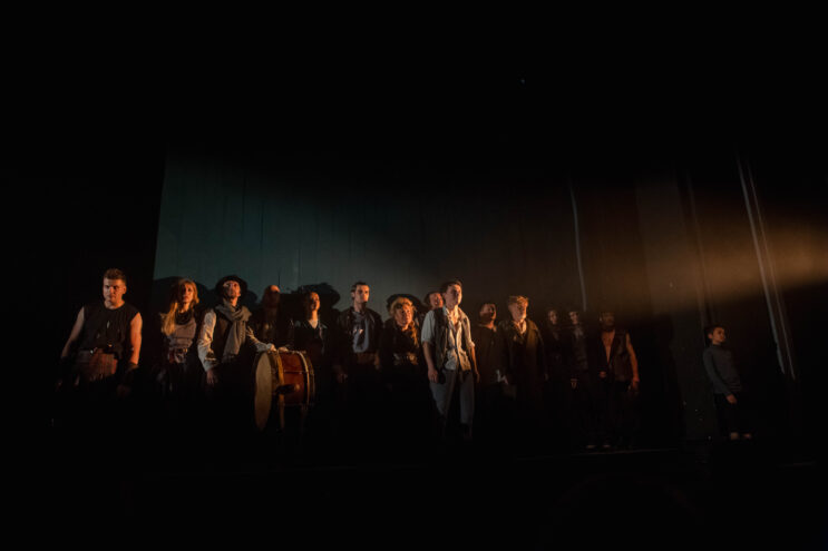 История одного предательства: ТЮЗ представил свою версию "Острова сокровищ"