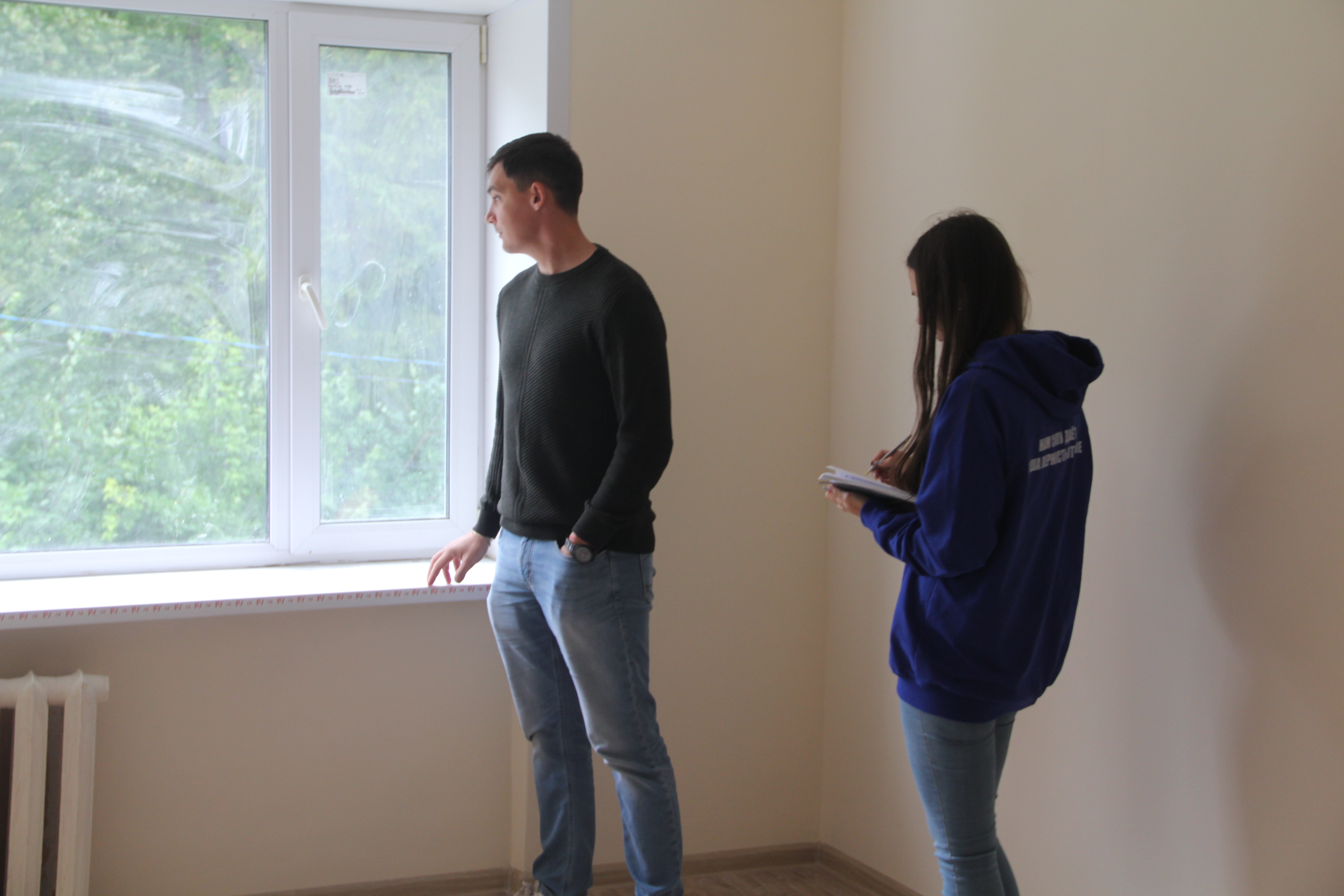 Депутат «Единой России» в Твери проверил капитальный ремонт студенческого общежития