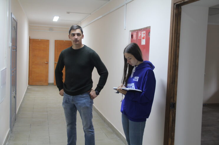 Депутат «Единой России» в Твери проверил капитальный ремонт студенческого общежития Депутат «Единой России» в Твери проверил капитальный ремонт студенческого общежития