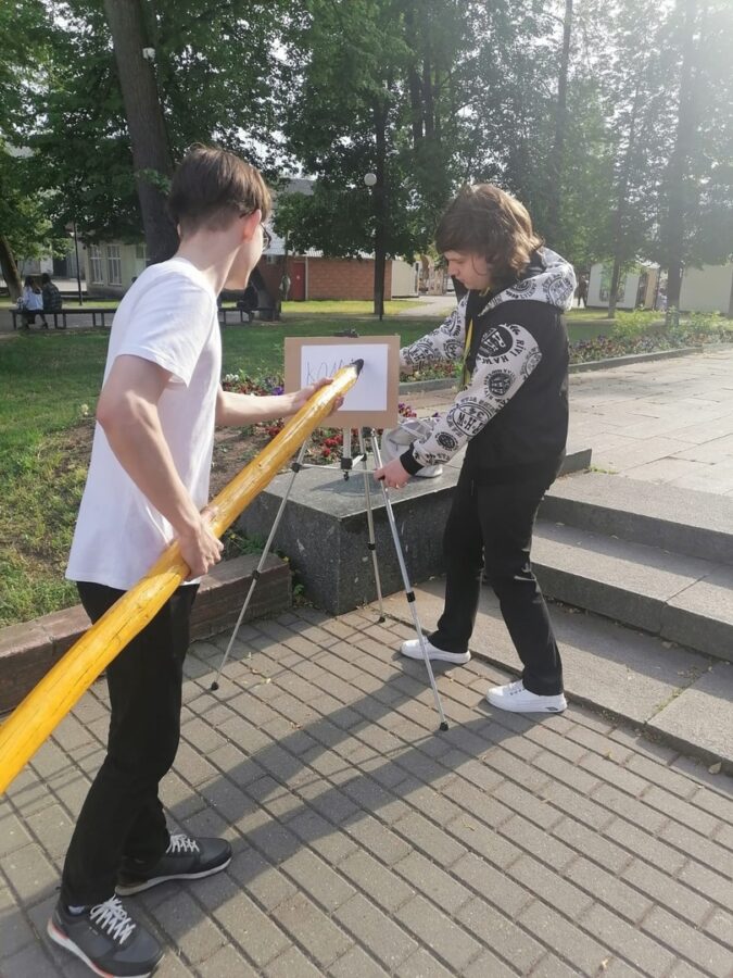 Выпускникам в Тверской области подарили квест по древнему городу