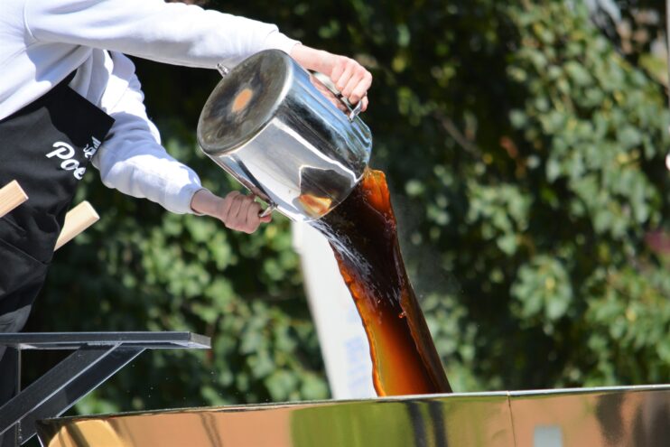 В Твери сварили самую большую чашку кофе