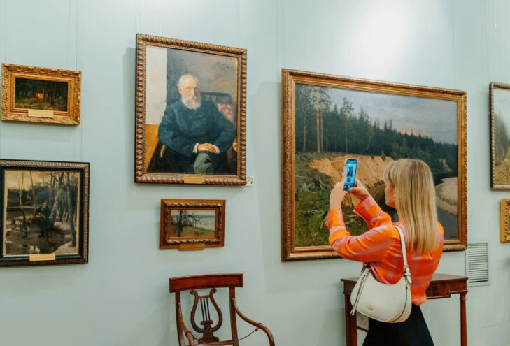 Искусство в самом сердце: Главный редактор журнала "Тверьлайф" о любимых картинах в тверской галерее Тверской картинной