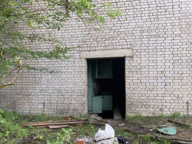 В Вышневолоцком районе 11-летнего мальчика ударило током в трансформаторной будке, возбуждено уголовное дело