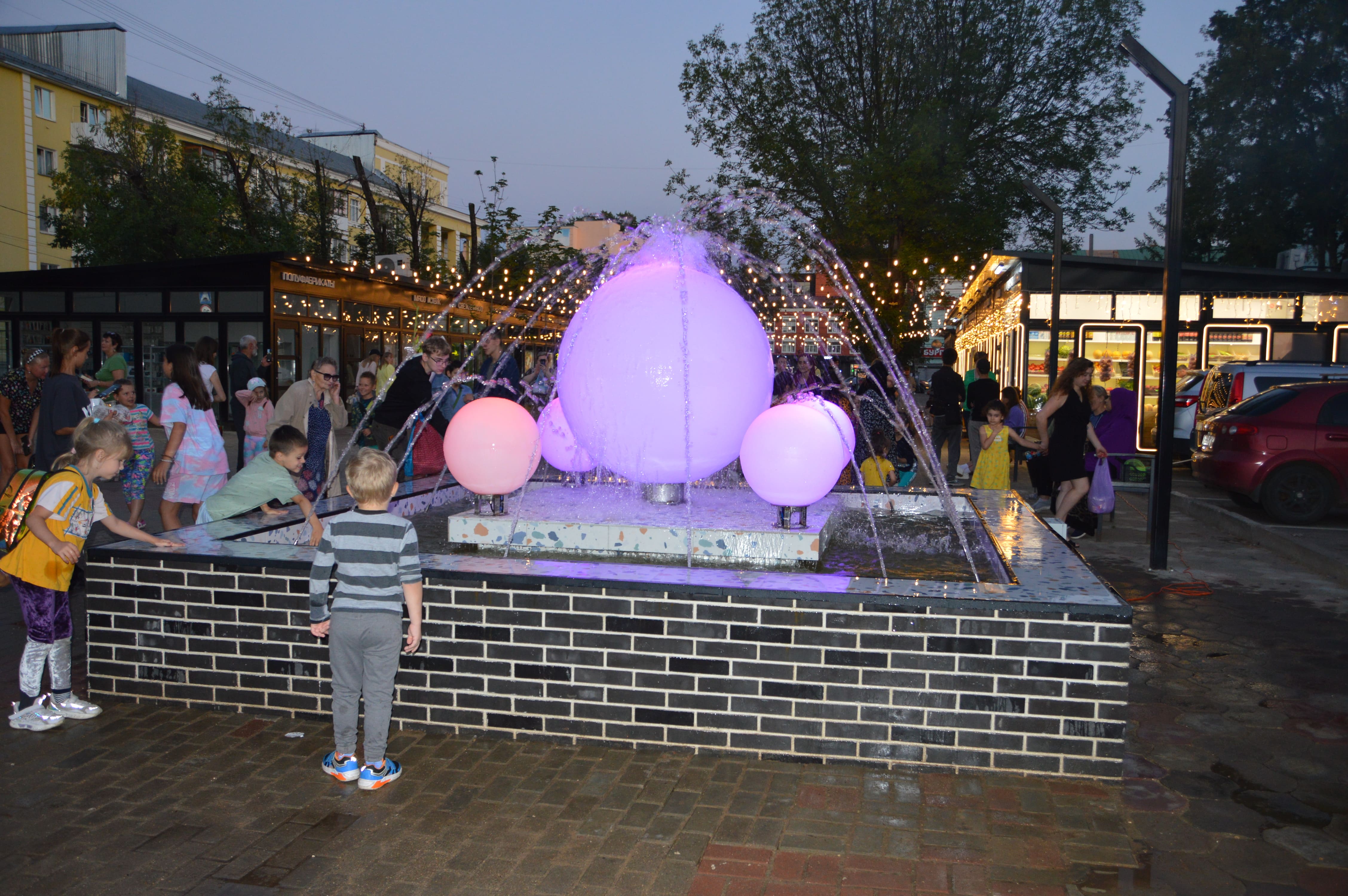 В Твери на бульваре Ногина открылся фонтан