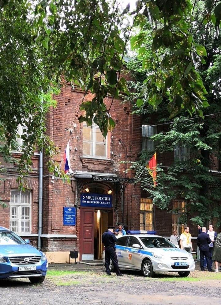 Тверской колледж Коняева превратился в полицейский участок для фильма "Овчарка"