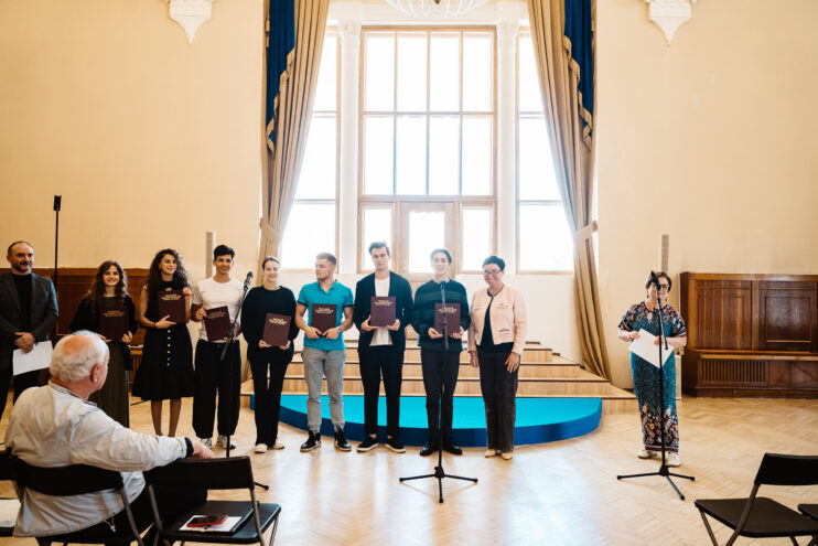 Тверской театр драмы представил семь новых молодых актеров Тверской театр драмы представил семь новых молодых актеров