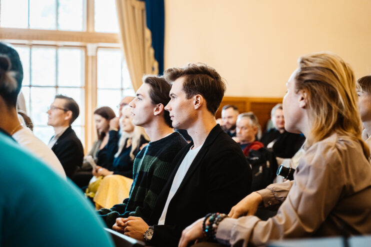 Тверской театр драмы представил семь новых молодых актеров Тверской театр драмы представил семь новых молодых актеров