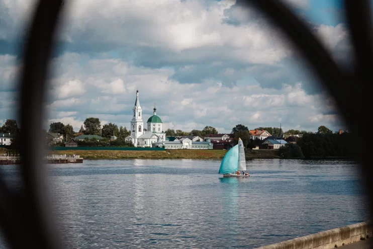 Облачно, но тепло будет в Тверской области в среду