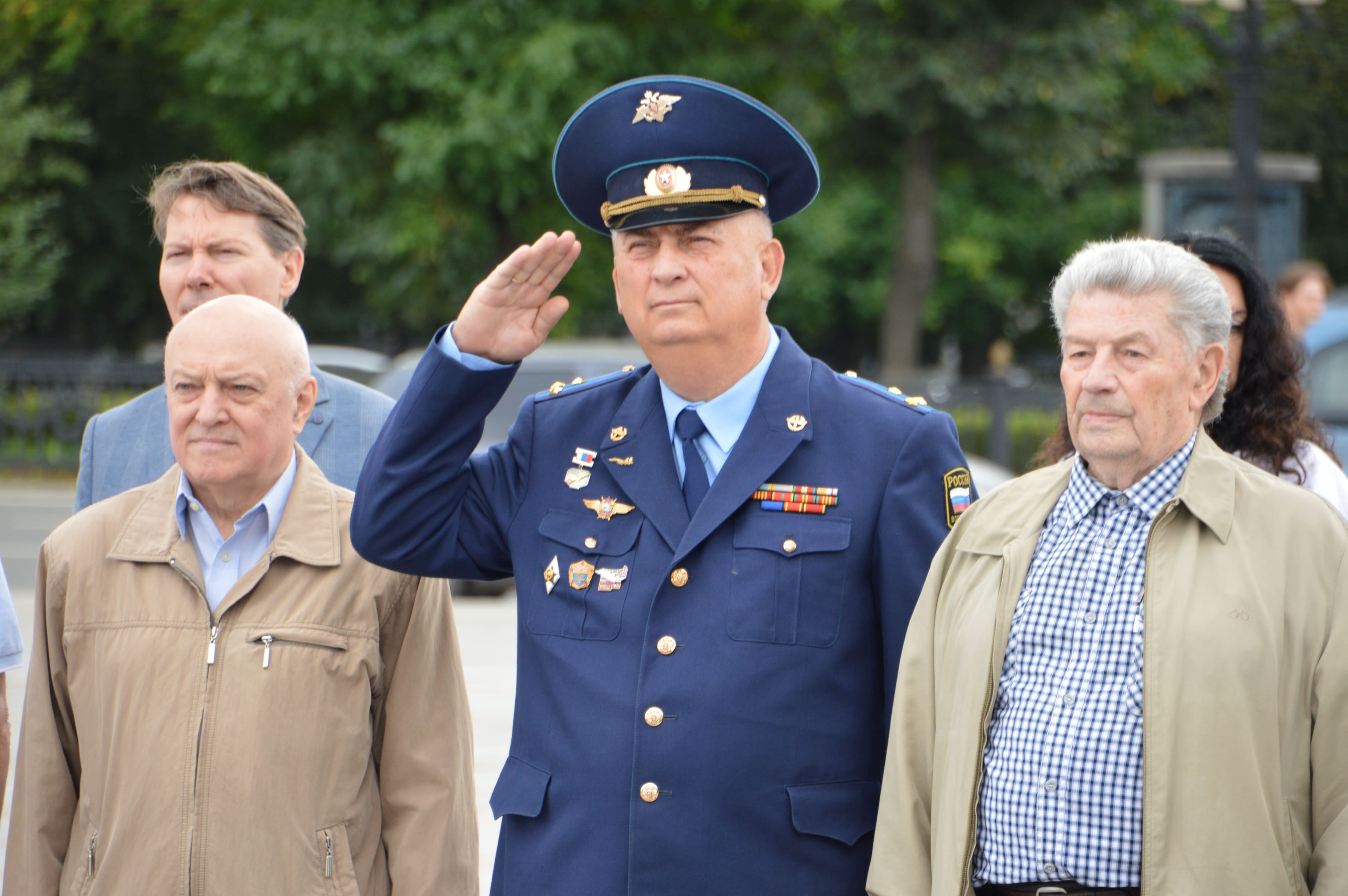 В Твери празднуют 80-ю годовщину победы в Курской битве