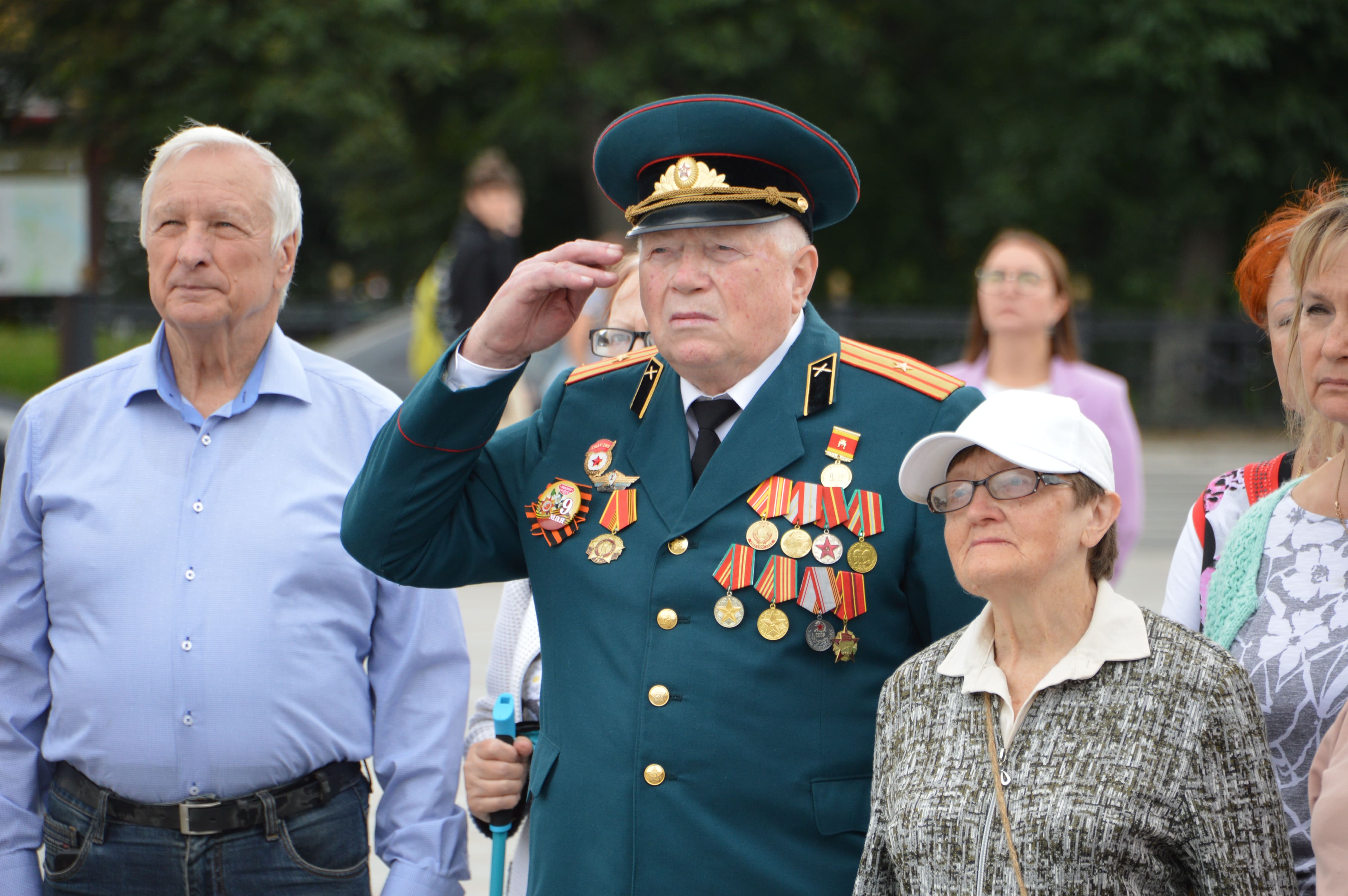 В Твери празднуют 80-ю годовщину победы в Курской битве