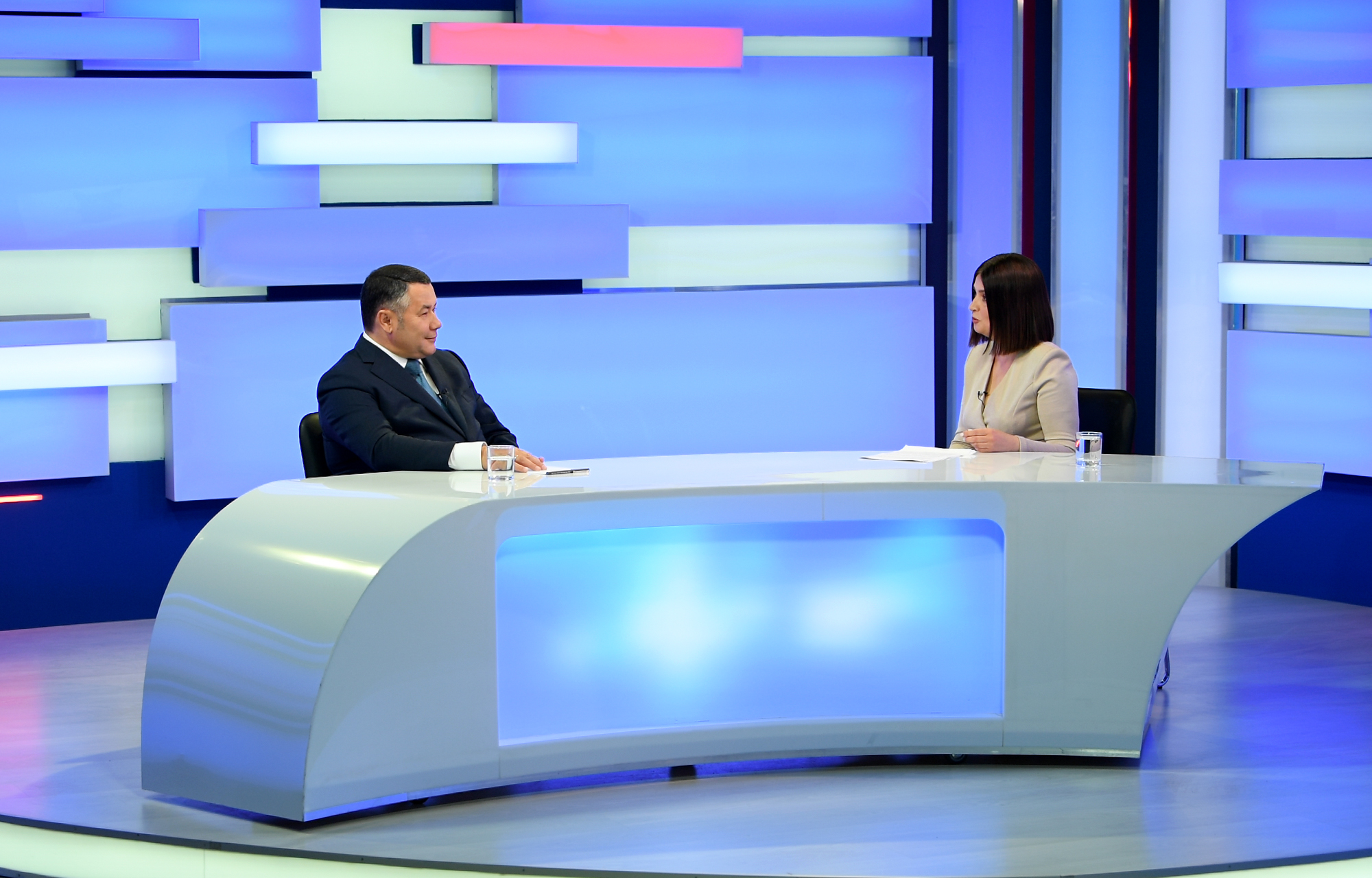 Речной вокзал, ремонт дорог и здравоохранение: Игорь Руденя ответил на актуальные вопросы в прямом эфире телеканала «Россия 24» Тверь Речной вокзал, ремонт дорог и здравоохранение: Игорь Руденя ответил на актуальные вопросы в прямом эфире телеканала «Россия 24» Тверь