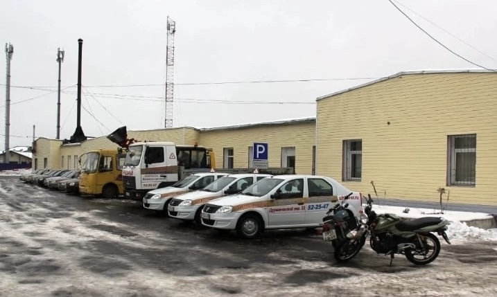 Автошкола Государственный учебный комбинат продолжает внедрять новые требования Гостехнадзора Автошкола Государственный учебный комбинат продолжает внедрять новые требования Гостехнадзора