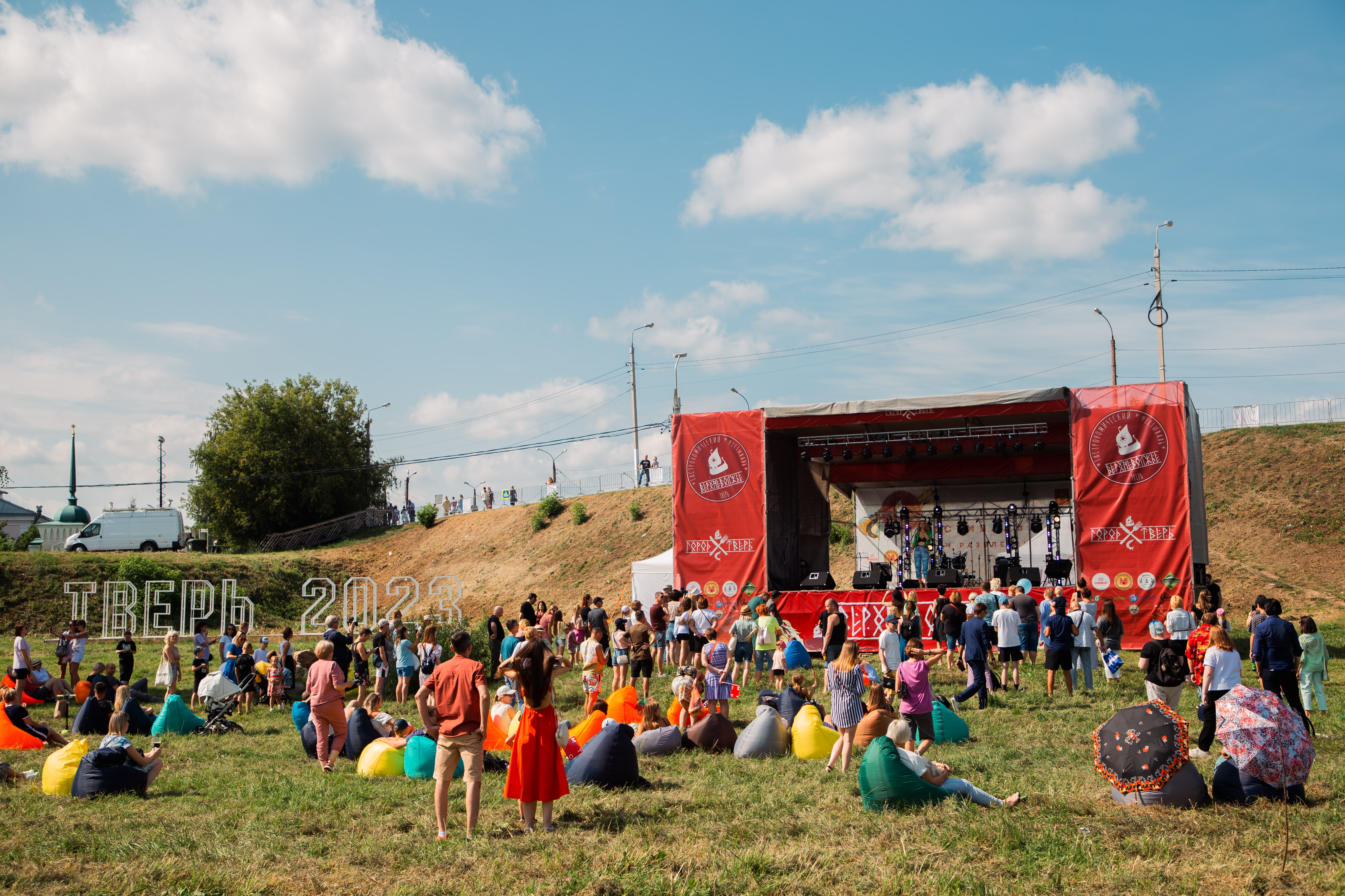 Квест-окрошка и Карина Кокс: Чем запомнился гастрономический фестиваль "Верхневолжье"