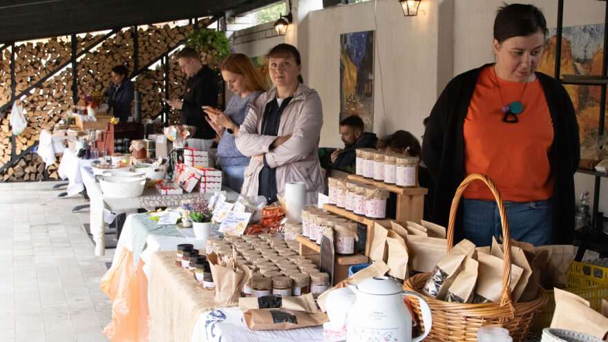 В Торжке проходит гастрономический фестиваль «Хлебный спас» В Торжке проходит гастрономический фестиваль «Хлебный спас»