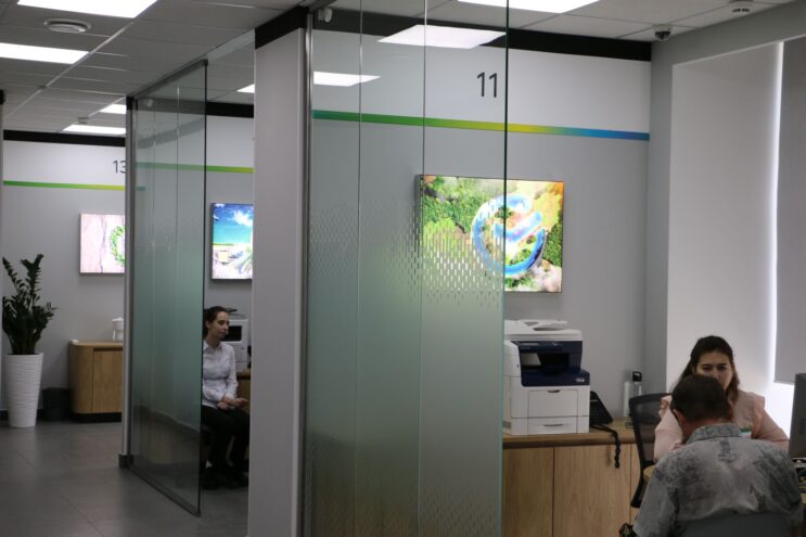 Сбер открыл в Твери еще один офис современного формата