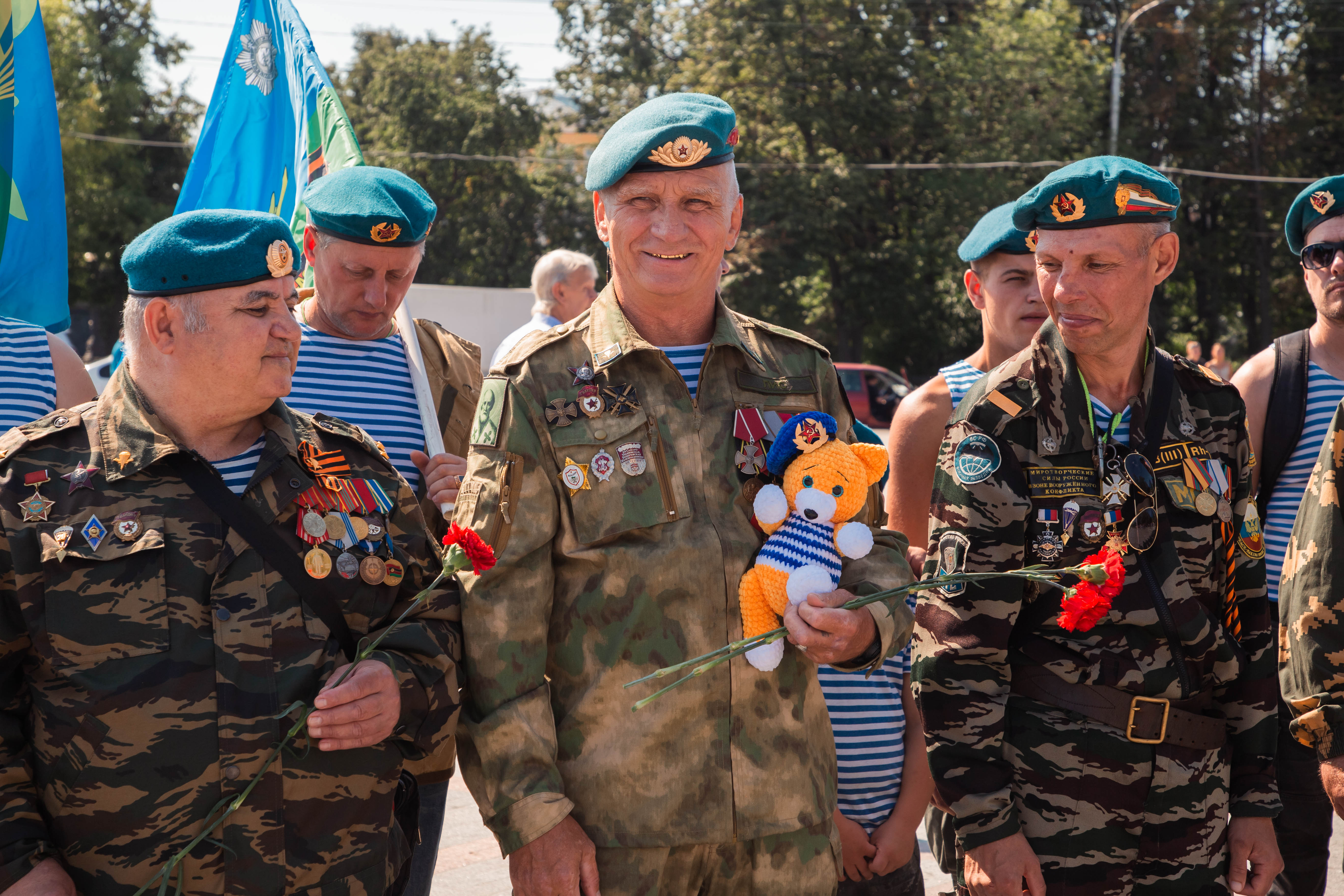 В Твери торжественно отметили 93-ю годовщину со дня основания Воздушно-десантных войск