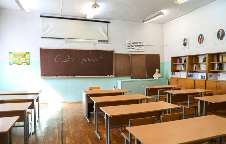 Татьяна Голикова и Игорь Руденя оценили готовность Старицкого колледжа к новому учебному году